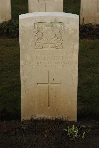 Delville Wood Cemetery Longueval - Roberts, A W