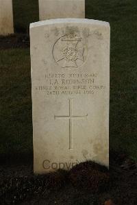 Delville Wood Cemetery Longueval - Robinson, H A