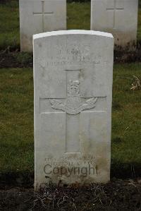 Delville Wood Cemetery Longueval - Royse, J