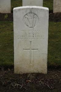 Delville Wood Cemetery Longueval - Rudd, A