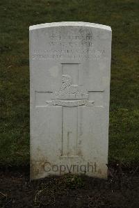 Delville Wood Cemetery Longueval - Ryder, W G