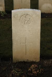 Delville Wood Cemetery Longueval - Sanders, J M