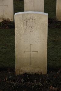 Delville Wood Cemetery Longueval - Saunders, Charles Fabian