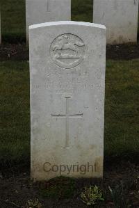 Delville Wood Cemetery Longueval - Saunders, J