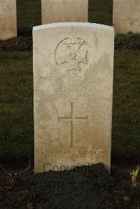 Delville Wood Cemetery Longueval - Scorer, John Reynolds