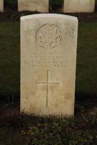 Delville Wood Cemetery Longueval - Seaman, F