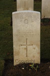 Delville Wood Cemetery Longueval - Semple, D