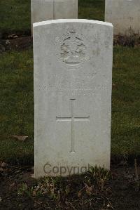 Delville Wood Cemetery Longueval - Shaw, T