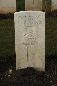 Delville Wood Cemetery Longueval - Smith, J