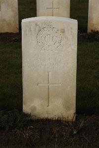 Delville Wood Cemetery Longueval - Smyth, D