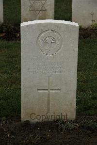 Delville Wood Cemetery Longueval - Thomas, J E