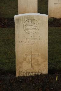 Delville Wood Cemetery Longueval - Thompson, T