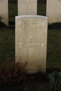 Delville Wood Cemetery Longueval - Town, Harry