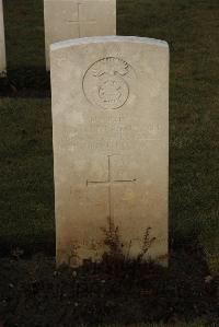 Delville Wood Cemetery Longueval - Turtington, John