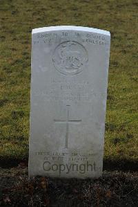 Delville Wood Cemetery Longueval - Turvey, H