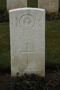 Delville Wood Cemetery Longueval - Walters, Albert