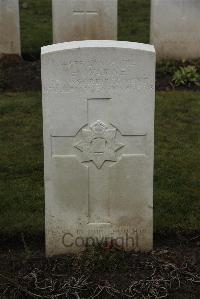 Delville Wood Cemetery Longueval - Warne, E