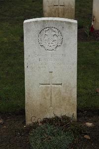 Delville Wood Cemetery Longueval - Wilson, Edward