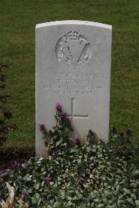 Forceville Communal Cemetery And Extension - Brown, Thomas