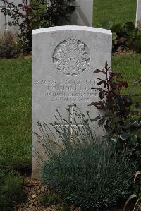 Forceville Communal Cemetery And Extension - Holliday, James Scott