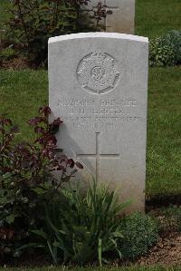 Forceville Communal Cemetery And Extension - Lester, J H