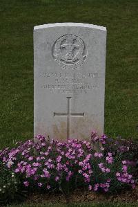 Forceville Communal Cemetery And Extension - McKay, Robert