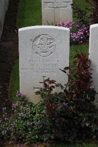 Forceville Communal Cemetery And Extension - Seaman, Walter Stanley