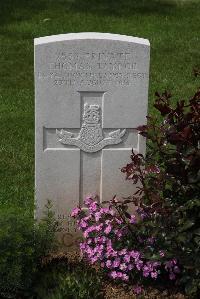 Forceville Communal Cemetery And Extension - Taylor, Thomas