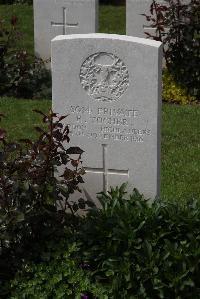 Forceville Communal Cemetery And Extension - Tocher, Robert