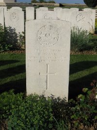 Grand-Seraucourt British Cemetery - Brand, F