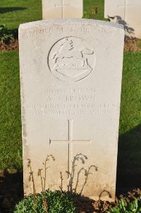 Grand-Seraucourt British Cemetery - Brown, A J