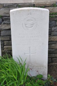 Grand-Seraucourt British Cemetery - Brown, Owen McDavid