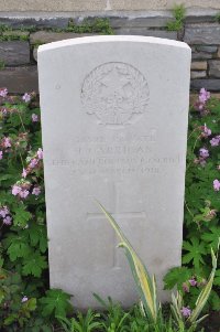 Grand-Seraucourt British Cemetery - Carrigan, J