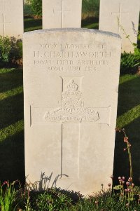 Grand-Seraucourt British Cemetery - Charlesworth, H