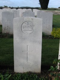 Grand-Seraucourt British Cemetery - Couperthwaite, William