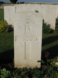 Grand-Seraucourt British Cemetery - Crane, Robert