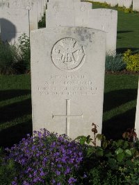 Grand-Seraucourt British Cemetery - Croxford, A C