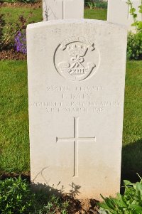 Grand-Seraucourt British Cemetery - Daly, John