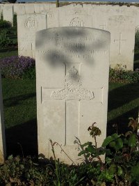 Grand-Seraucourt British Cemetery - Daniel, J