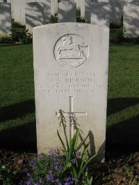 Grand-Seraucourt British Cemetery - Dickson, Robert Maxwell