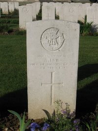 Grand-Seraucourt British Cemetery - Ford, A