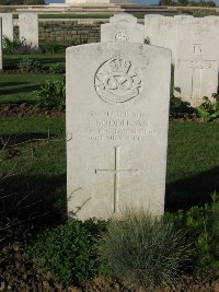 Grand-Seraucourt British Cemetery - Goodhead, J