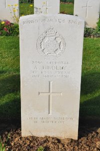 Grand-Seraucourt British Cemetery - Hindley, A