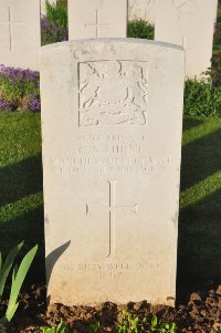 Grand-Seraucourt British Cemetery - Hirst, C S