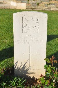 Grand-Seraucourt British Cemetery - Howard, William Hyson