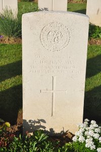 Grand-Seraucourt British Cemetery - Jordan, P