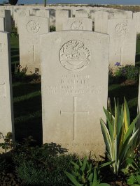 Grand-Seraucourt British Cemetery - Knight, David