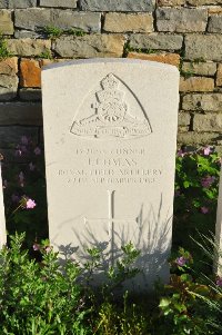 Grand-Seraucourt British Cemetery - Lomas, J