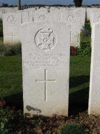 Grand-Seraucourt British Cemetery - Maillon, J