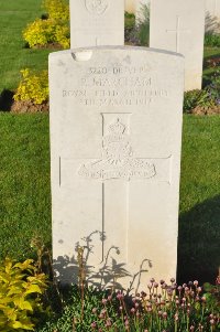 Grand-Seraucourt British Cemetery - Marcham, Percy